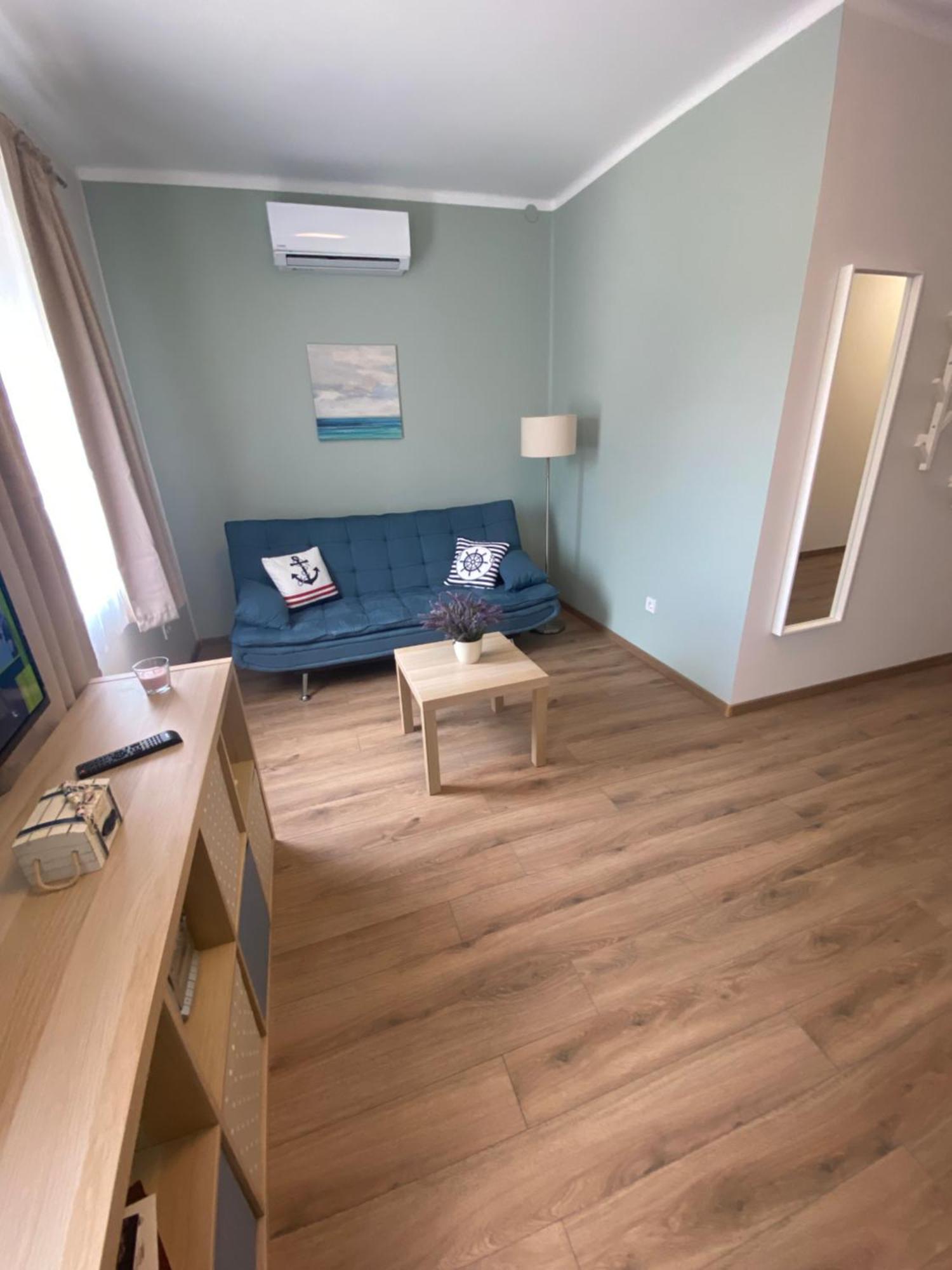 Azur Panorama Apartman Alsoors Exterior photo